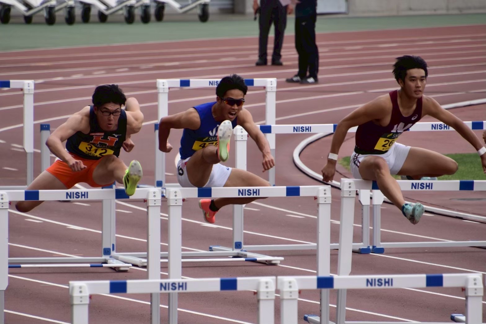 あなたが現在見ているのは 打田　快生（うちだ　かいせい/スポーツ健康科学部4年）110ｍH/200m・副主将