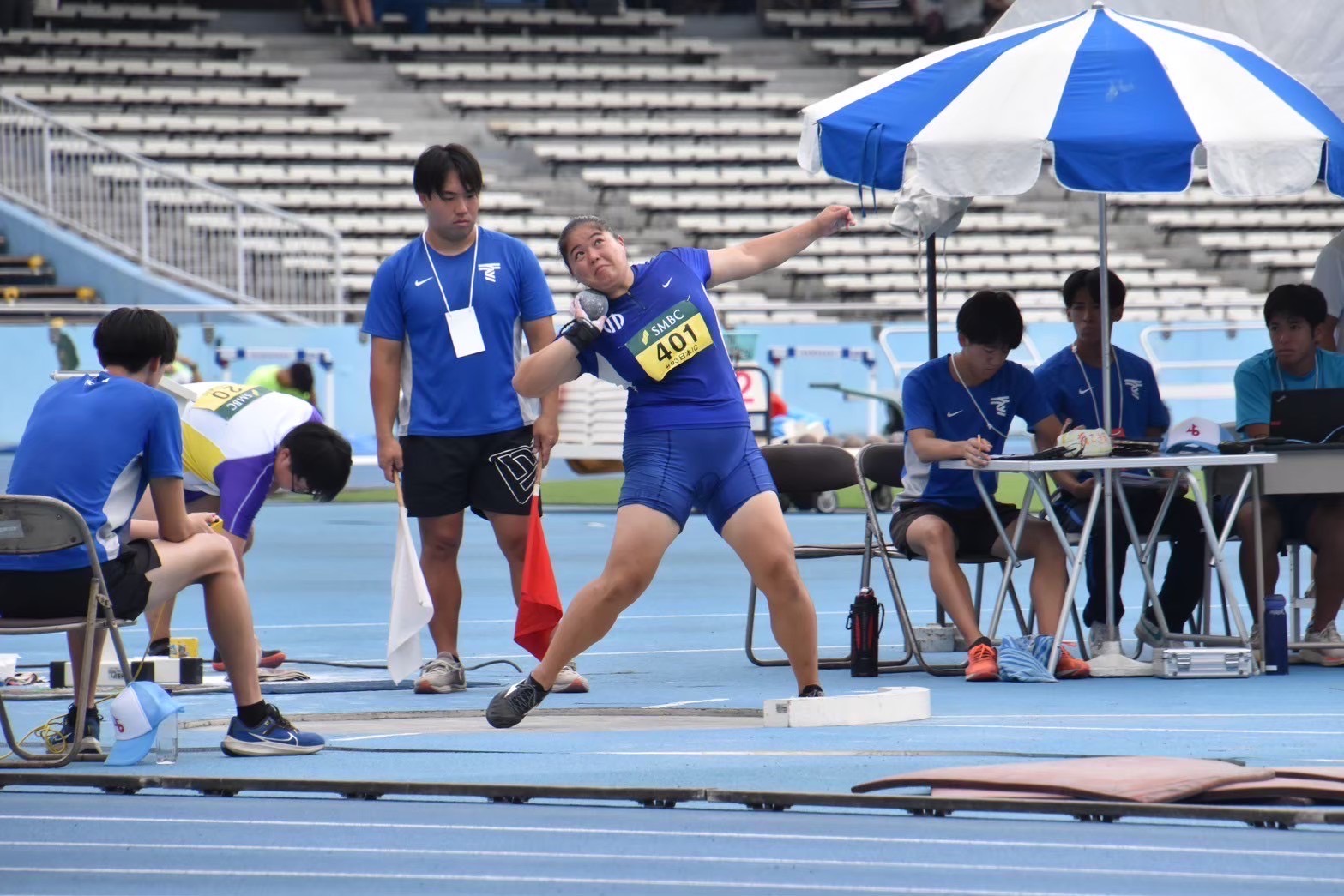 投稿についてもっと詳しく 山田彩夏（やまだ さな/スポーツ健康科学科4年）砲丸投・副主将